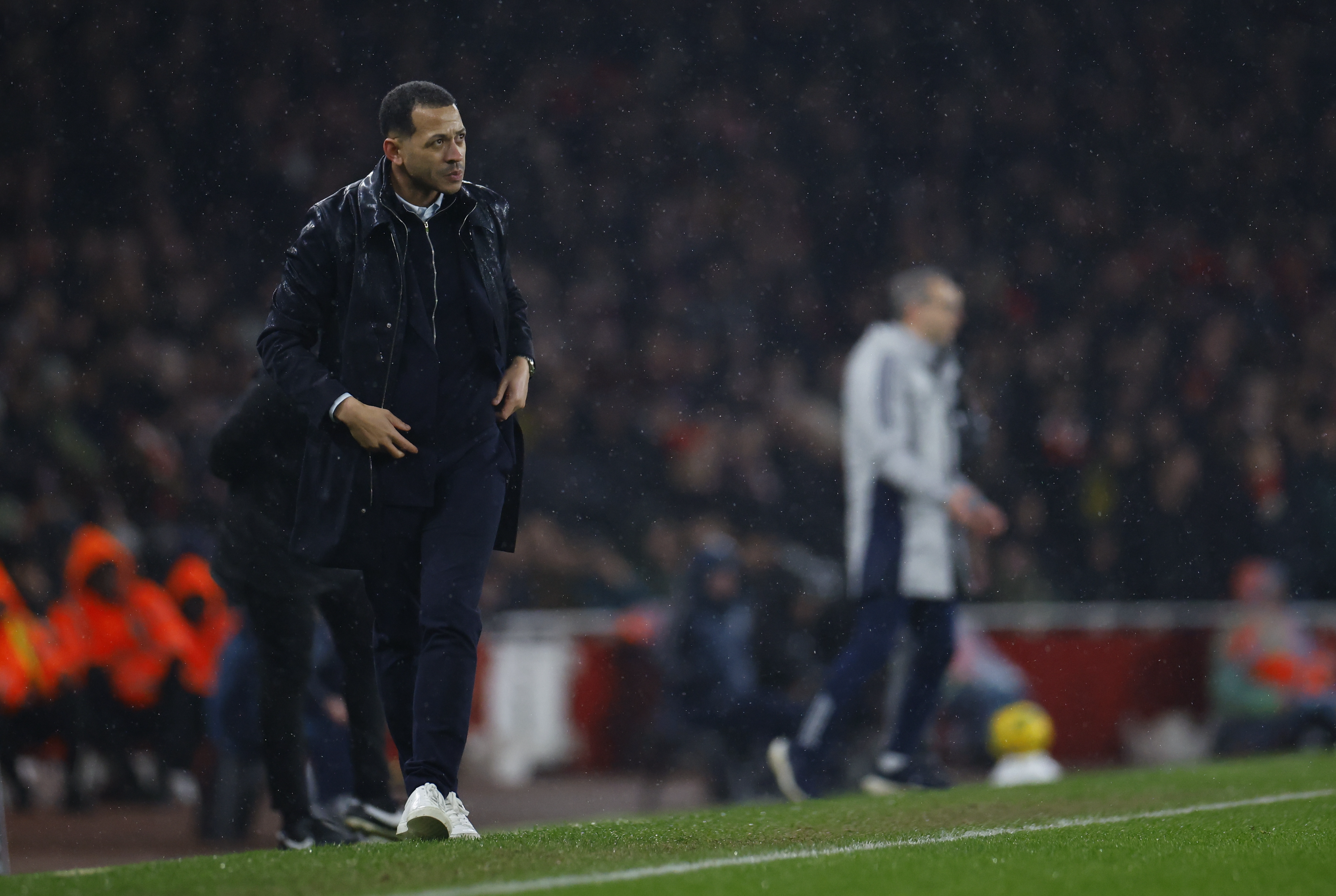 竞技宝赛事数据-再次吃红牌+定位球丢分：这支切尔西问题依旧，他们缺少一个大哥